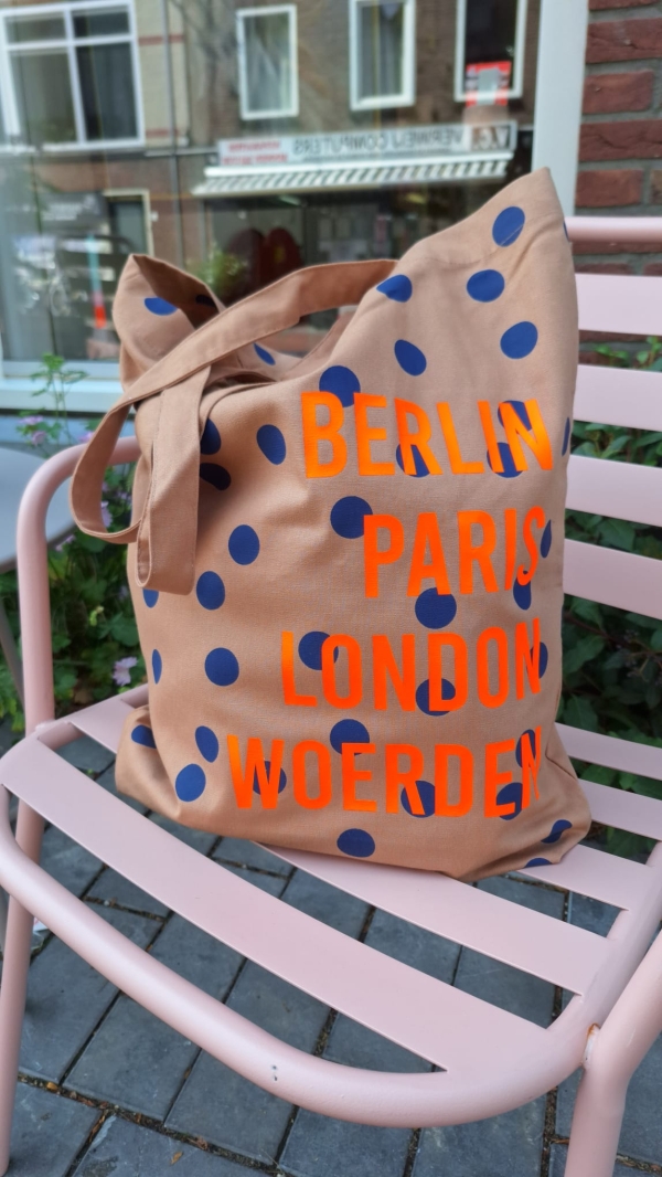 Tas Berlin Paris London Woerden